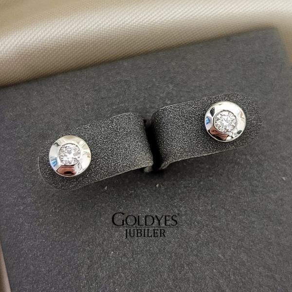 Złote kolczyki z brylancikami pr oba złota 375