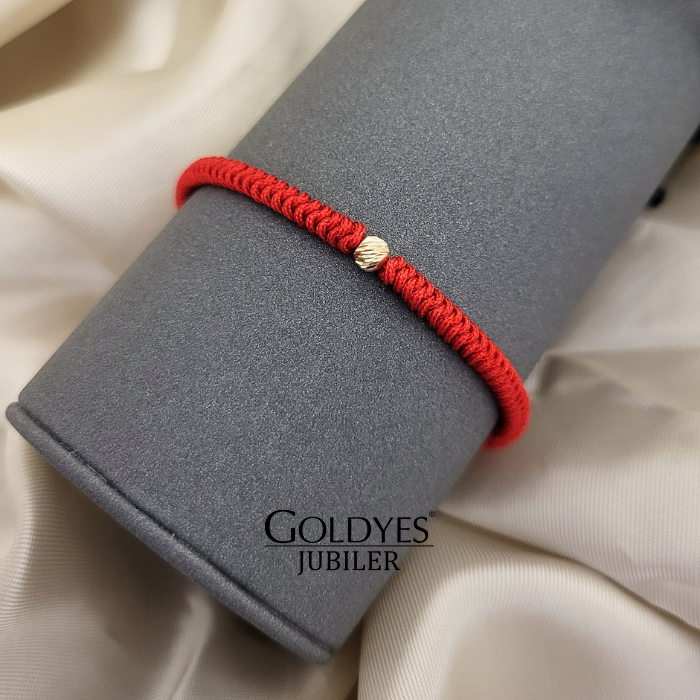 złota bransoletka na szczęście na czerwonym sznurku próba złota 585 - obrazek 2